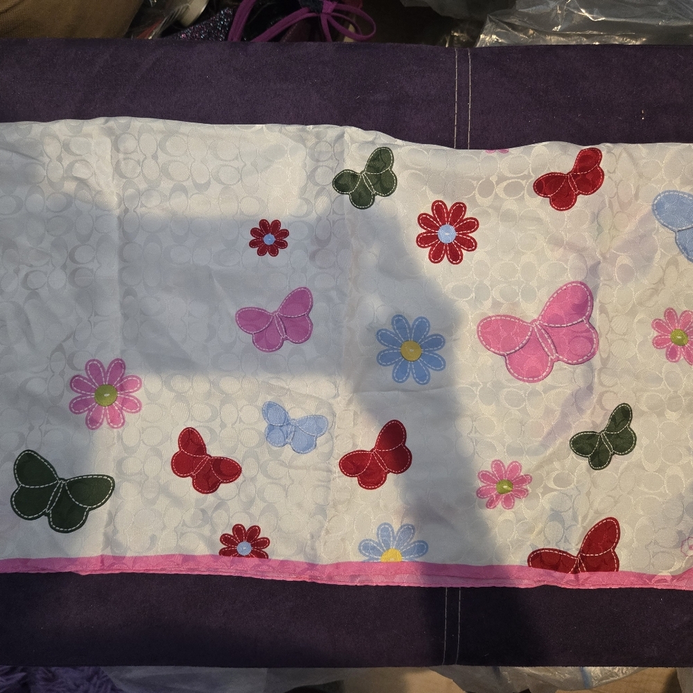 🚫 SOLD 🚫 Coach Vintage Butterfly Scarf 2477